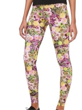 🌸Lululemon Wunder Under Inflorescent Multi Leggings LIKE NEW